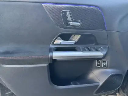 Photo 14 Mercedes GLA  250 e 8G-DCT