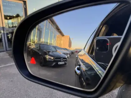 Photo 7 Mercedes GLA  250 e 8G-DCT