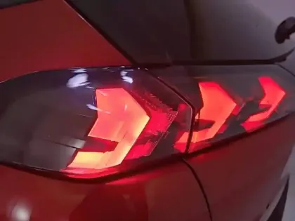 Photo 16 Peugeot 2008  BlueHDi 110 S&S BVM6