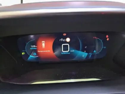 Photo 9 Peugeot 2008  BlueHDi 110 S&S BVM6