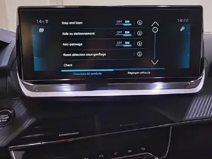 Photo 84 Peugeot 2008  BlueHDi 110 S&S BVM6