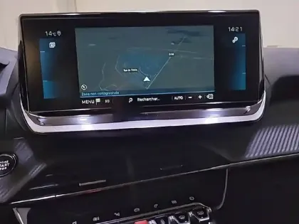 Photo 82 Peugeot 2008  BlueHDi 110 S&S BVM6