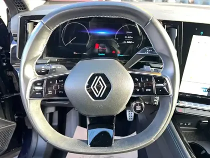 Photo 13 Renault Espace  E-Tech hybrid 200