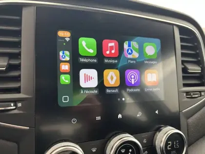 Photo 40 Renault Megane Mégane IV Berline Blue dCi 115 - 21B