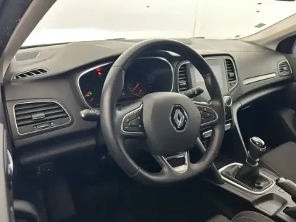 Photo 60 Renault Megane Mégane IV Berline Blue dCi 115 - 21B