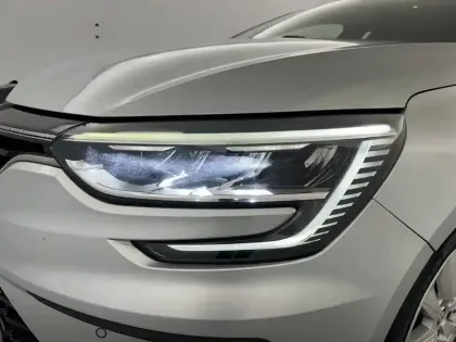 Photo 74 Renault Megane Mégane IV Berline Blue dCi 115 - 21B