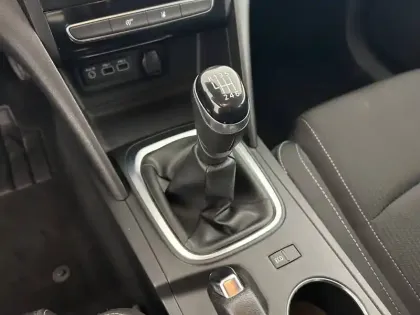 Photo 71 Renault Megane Mégane IV Berline Blue dCi 115 - 21B