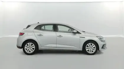 Photo 32 Renault Megane Mégane IV Berline Blue dCi 115 - 21B