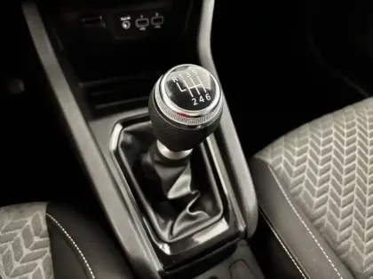 Photo 11 Renault Clio  Blue dCi 100