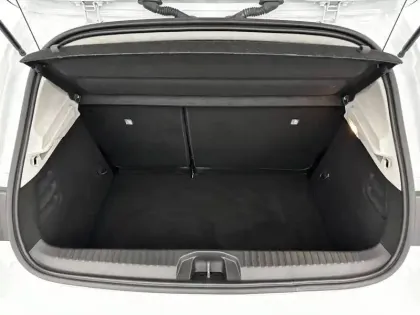 Photo 16 Renault Clio  Blue dCi 100