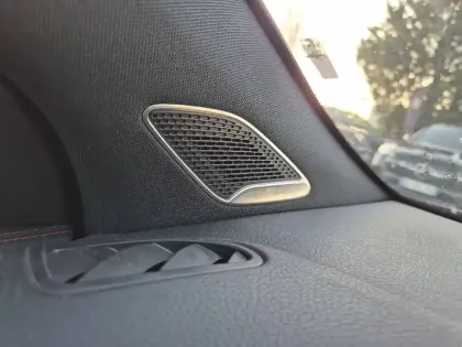 Photo 24 Mercedes GLA  200 d 8G-DCT