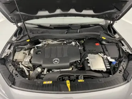 Photo 44 Mercedes GLA  200 d 8G-DCT