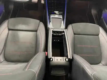 Photo 54 Mercedes GLA  200 d 8G-DCT