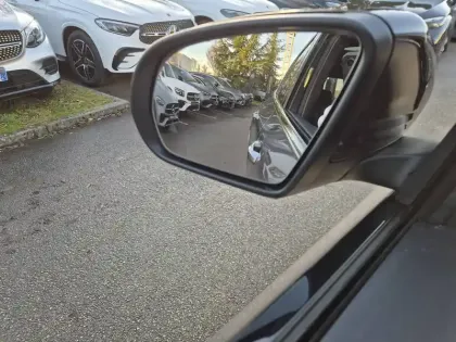 Photo 20 Mercedes GLA  200 d 8G-DCT