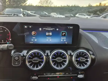 Photo 23 Mercedes GLA  200 d 8G-DCT