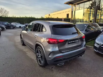 Photo 6 Mercedes GLA  200 d 8G-DCT