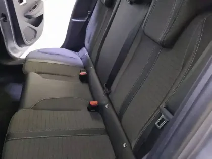 Photo 32 Peugeot 208  PureTech 100 S&S BVM6