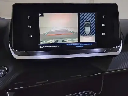 Photo 40 Peugeot 208  PureTech 100 S&S BVM6