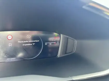 Photo 22 Peugeot 208  Hybrid 110 e-DCS6