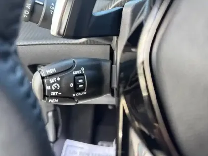 Photo 21 Peugeot 208  Hybrid 110 e-DCS6