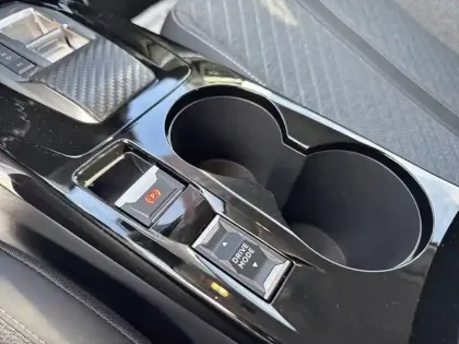 Photo 25 Peugeot 208  Hybrid 110 e-DCS6