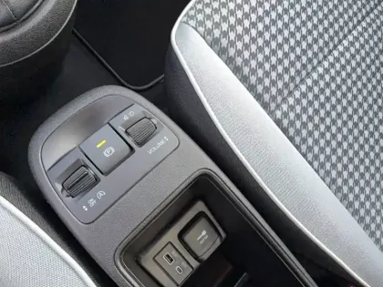 Photo 93 Fiat 500  1.0 65 ch Hybride