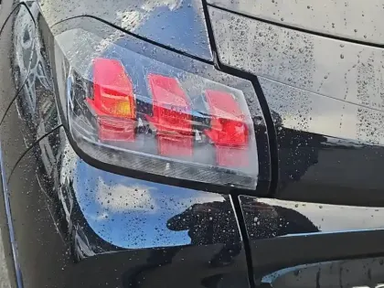 Photo 16 Peugeot 208  Electrique 50 kWh 136ch