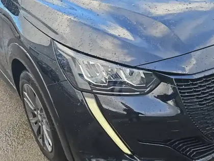 Photo 15 Peugeot 208  Electrique 50 kWh 136ch