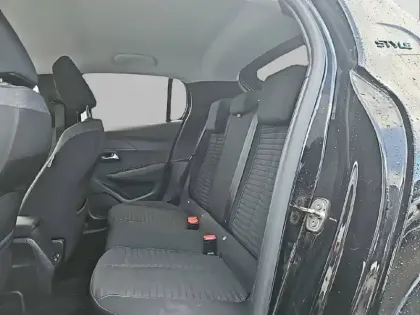 Photo 11 Peugeot 208  Electrique 50 kWh 136ch