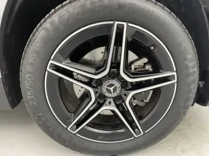 Photo 33 Mercedes GLA  250 e 8G-DCT