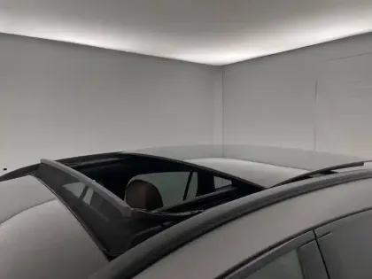 Photo 52 Mercedes GLA  250 e 8G-DCT