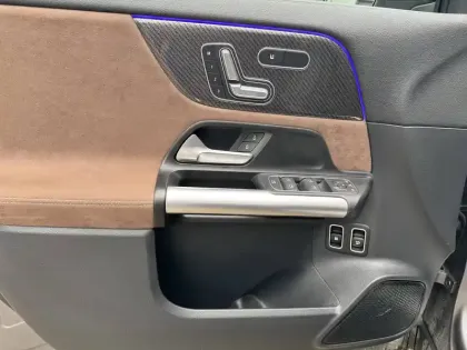 Photo 15 Mercedes GLA  250 e 8G-DCT