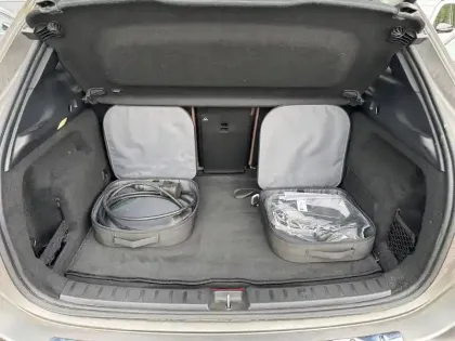 Photo 17 Mercedes GLA  250 e 8G-DCT