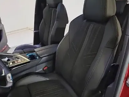 Photo 10 Peugeot 5008  PureTech 180ch S&S EAT8