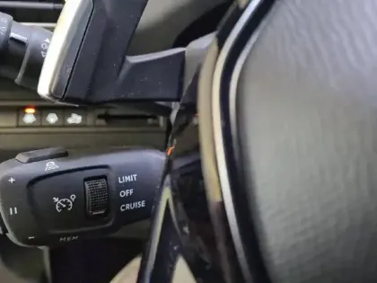 Photo 27 Peugeot 5008  PureTech 180ch S&S EAT8