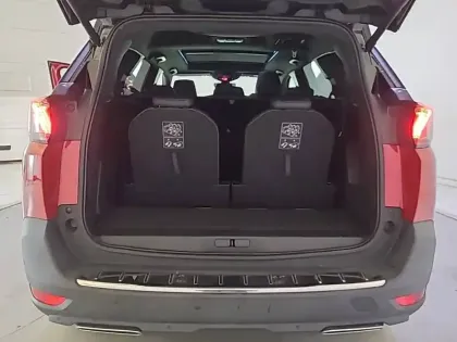 Photo 17 Peugeot 5008  PureTech 180ch S&S EAT8