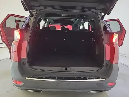 Photo 40 Peugeot 5008 Gén. II Ph2 GT 5