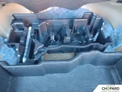 Photo 23 Peugeot 2008  Hybrid 145 e-DCS6