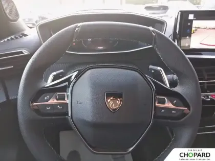 Photo 47 Peugeot 2008  Hybrid 145 e-DCS6