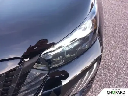 Photo 53 Peugeot 2008  Hybrid 145 e-DCS6