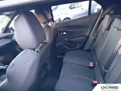 Photo 50 Peugeot 2008  Hybrid 145 e-DCS6