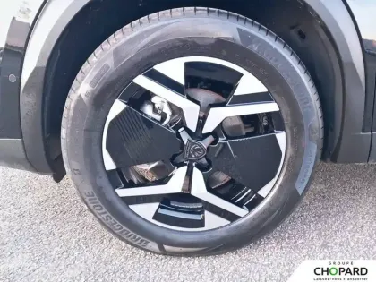 Photo 84 Peugeot 2008  Hybrid 145 e-DCS6