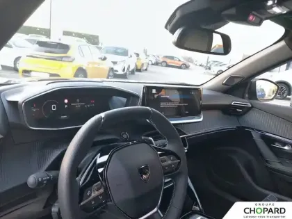 Photo 11 Peugeot 2008  Hybrid 145 e-DCS6