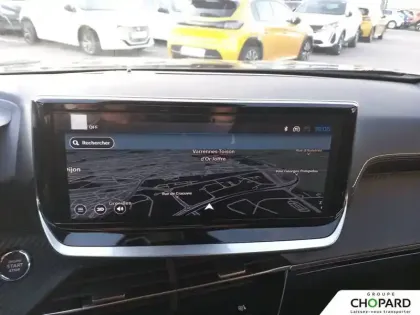 Photo 77 Peugeot 2008  Hybrid 145 e-DCS6