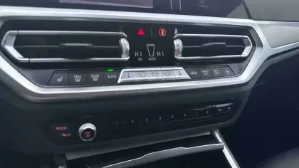 Photo 23 BMW Serie 3 Touring 320d 190 ch BVA8