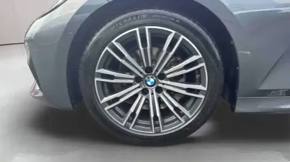 Photo 14 BMW Serie 3 Touring 320d 190 ch BVA8