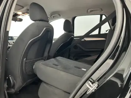 Photo 44 BMW X1  sDrive 18i 140 ch