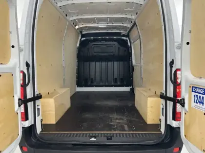 Photo 25 Renault Master  FGN TRAC F3500 L2H2 BLUE DCI 135