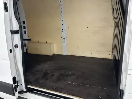 Photo 23 Renault Master  FGN TRAC F3500 L2H2 BLUE DCI 135