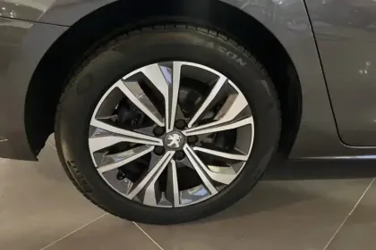 Photo 12 Peugeot 508  SW BlueHDi 130 ch S&S EAT8